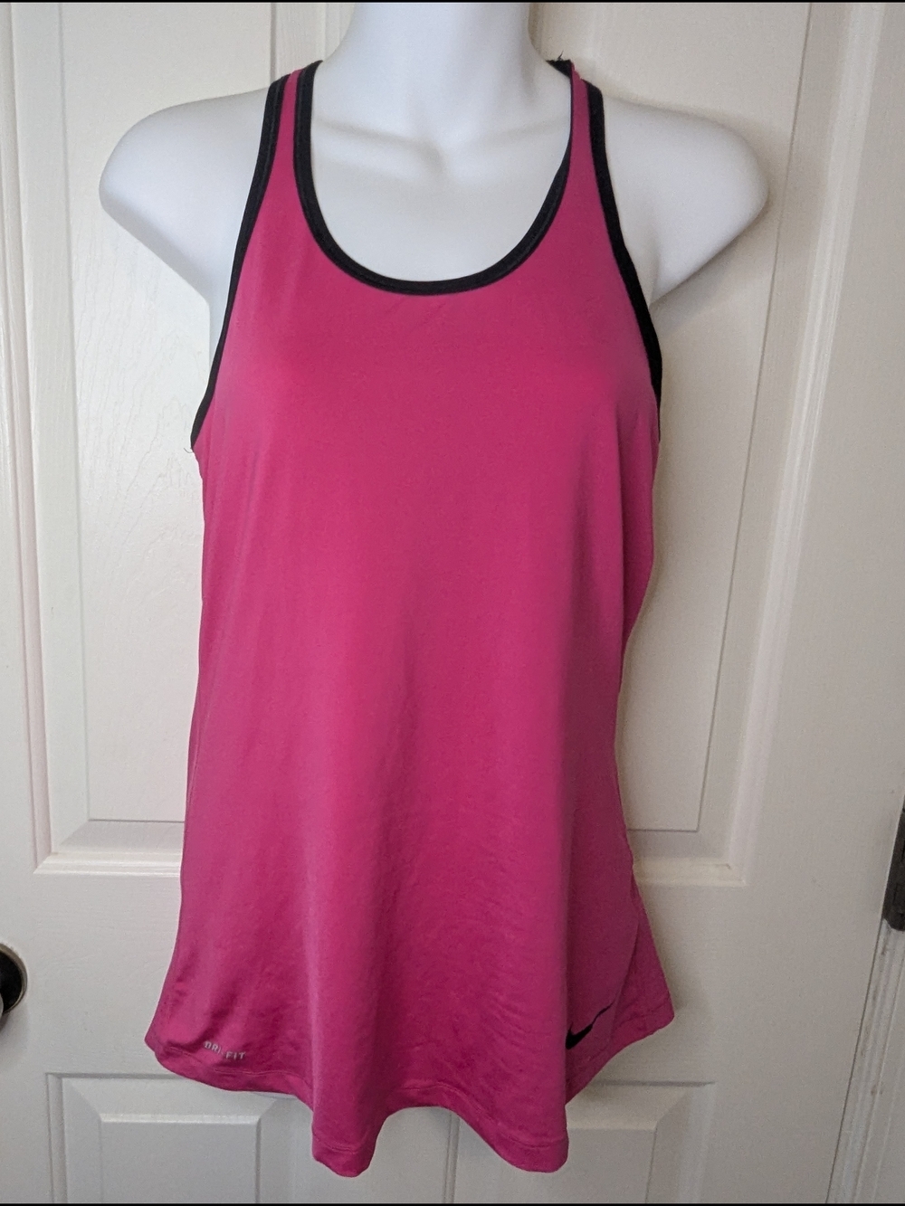 Nike Pro Dri Fit Womens Medium Pink Sleeveless Racerback Athletic Tank Top
